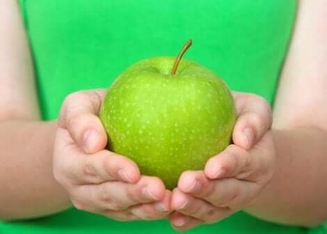 التفاح الأخضر