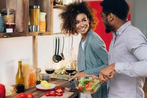فوائد الطبخ مع شريك الحياة