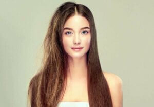 6 عادات تساعدك على الحفاظ على نعومة وصحة الشعر