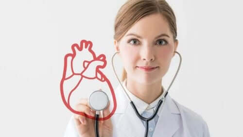 عدم انتظام ضربات القلب – كل ما تحتاج إلى معرفته حول هذه المشكلة الصحية
