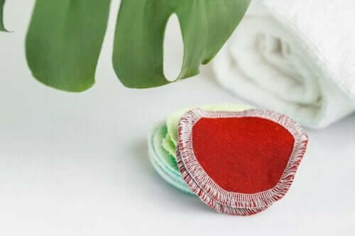 فوط إزالة المكياج منزلية الصنع