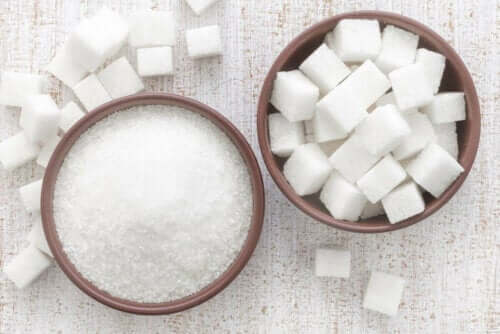السكر الأبيض كأحد أنواع السكر المكرر