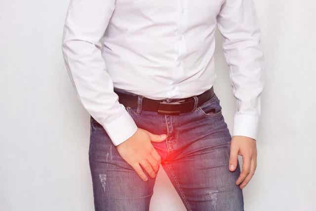 لماذا تؤلم إصابات الخصيتين إلى هذا الحد؟
