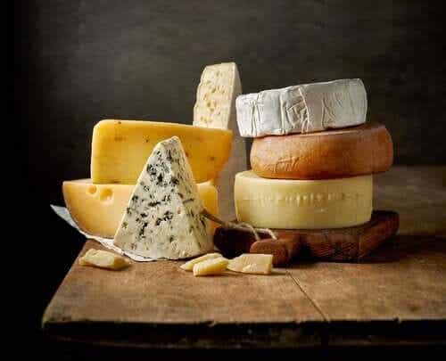 ما هي كمية الجبن التي يمكن أن نتناولها في اليوم؟