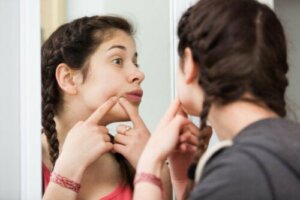 كيفية تحديد ومعالجة الرؤوس السوداء المغلقة