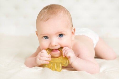 الوزن والنوم والتطور عند الأطفال بعمر 4 أشهر