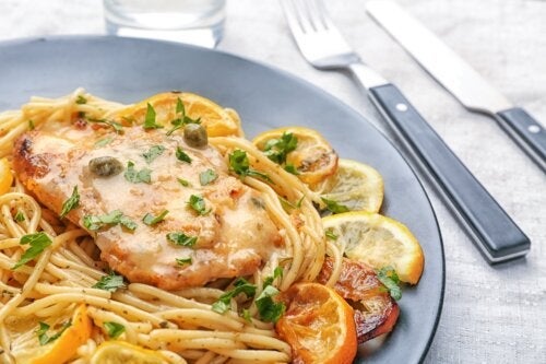 كيفية تحضير بيكاتا الدجاج: وصفة إيطالية لذيذة وسهلة!