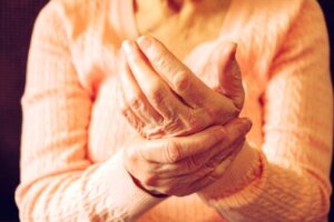 اليوم العالمي لمكافحة الألم: تحويل المعرفة إلى ممارسة
