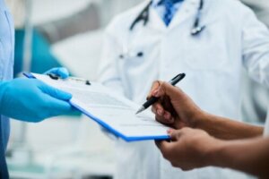 حقوق المريض في الرعاية الصحية والمسؤوليات والمشورة