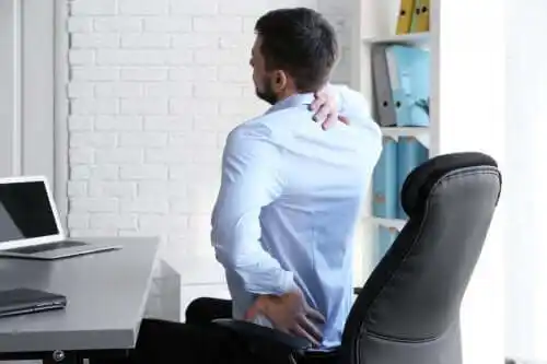 3 علاجات طبيعية لعلاج آلام أسفل الظهر