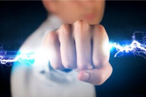 الكهرباء الساكنة: ما هي وما هي المخاطر الصحية؟